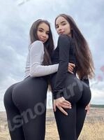 Аня и Мила 